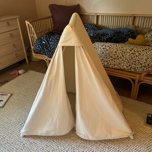Lalo Kids Play Tent in Cream